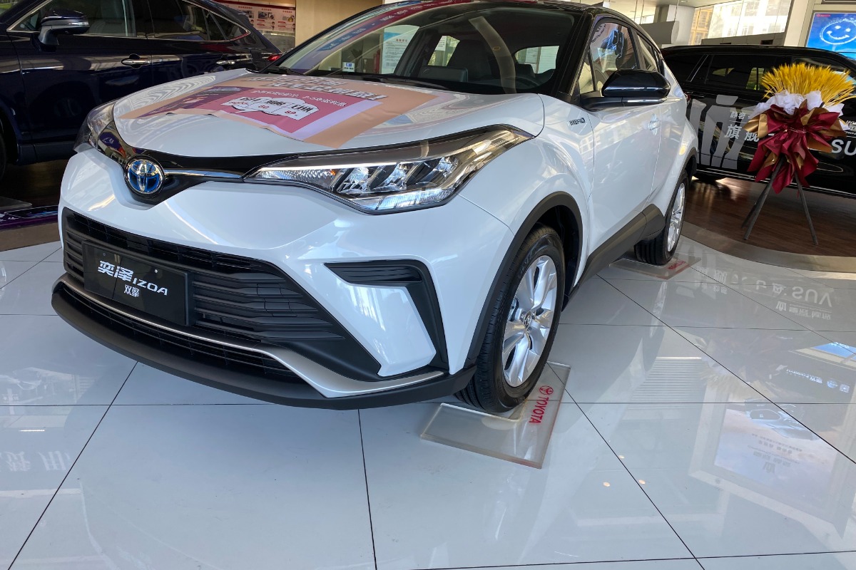 48万东风日产    轩逸经典展车特卖/0公里/大连8.